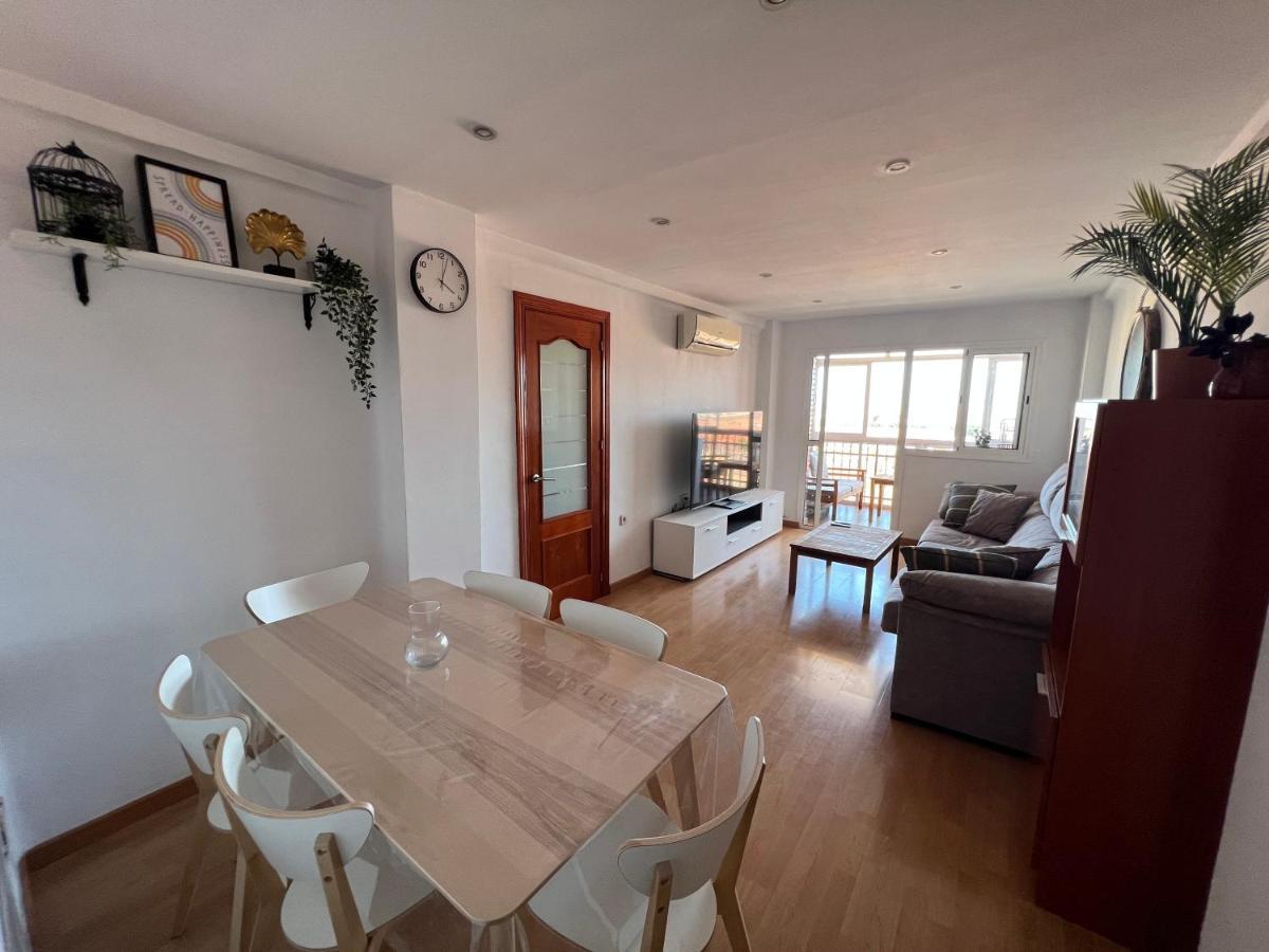 מאלגה 3 Bedrooms Apt With The Sea View מראה חיצוני תמונה